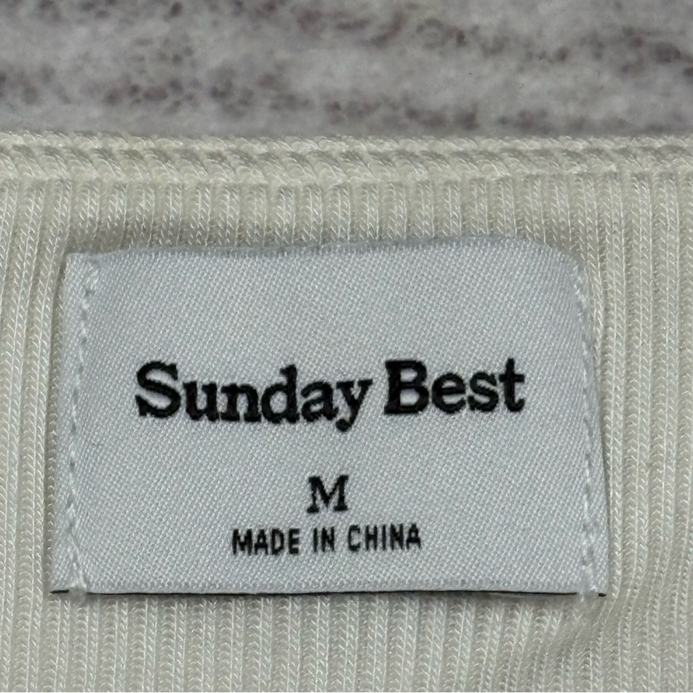Aritzia Sunday Best Top Women’s M Sweetheart Neck Twisted Knot Front Cropped - Picture 2 of 9